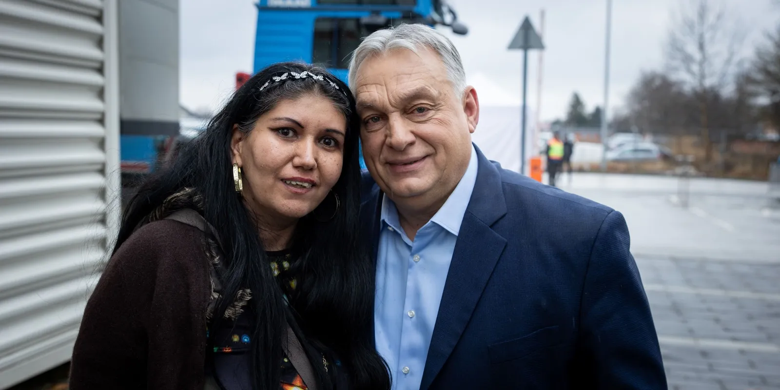 Orbán Viktor 1 percbe sűrítette a Háborúellenes Gyűlést