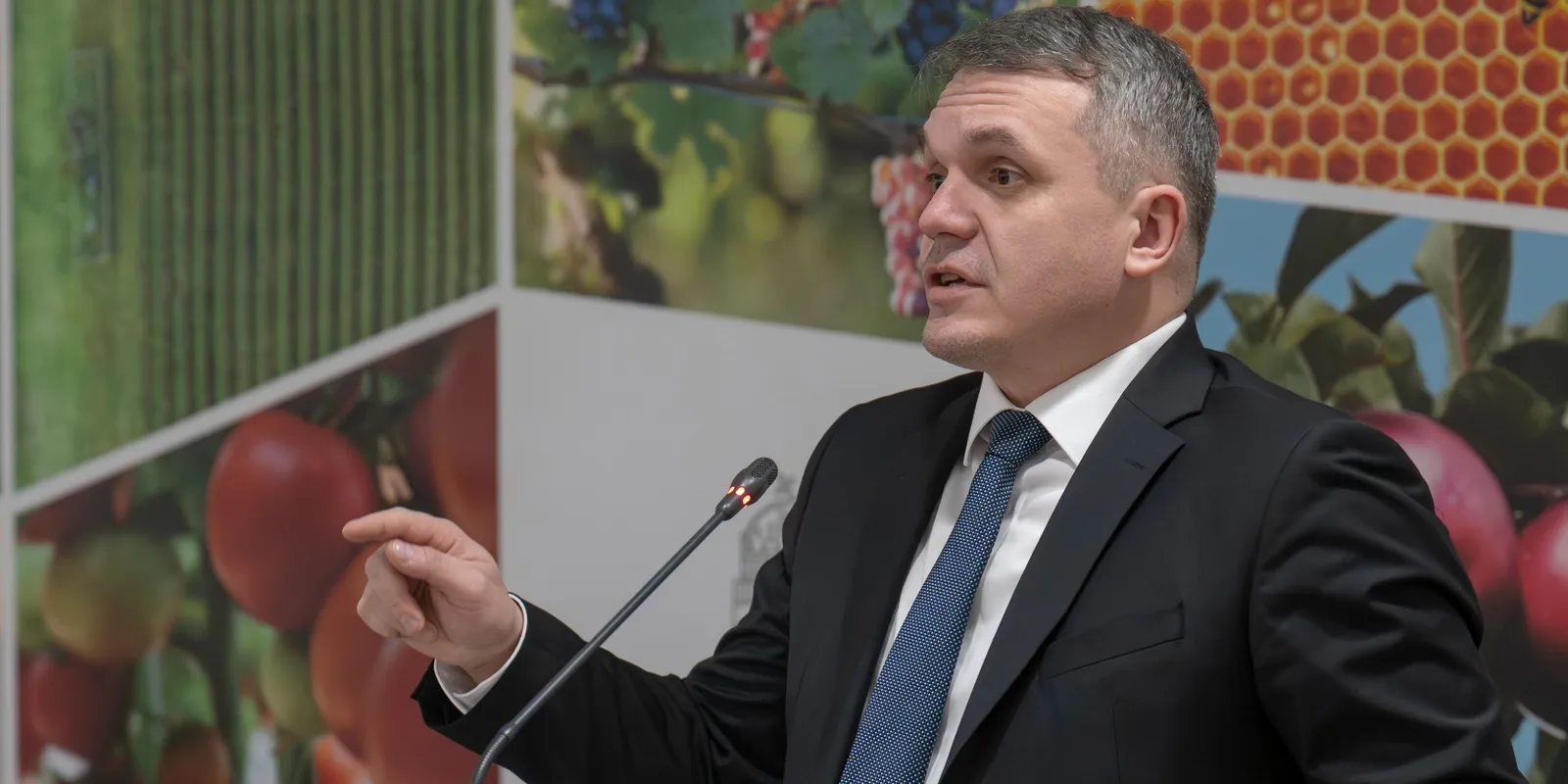 Egy hónap alatt több mint 120 ezren írták alá az agrárpetíciót