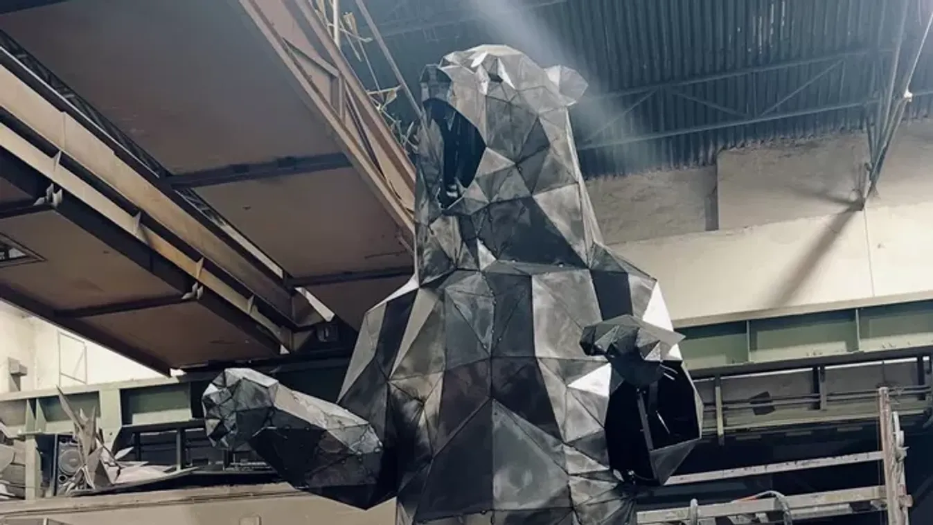 Egy acélmedve őrzi majd Tusnádfürdőt!