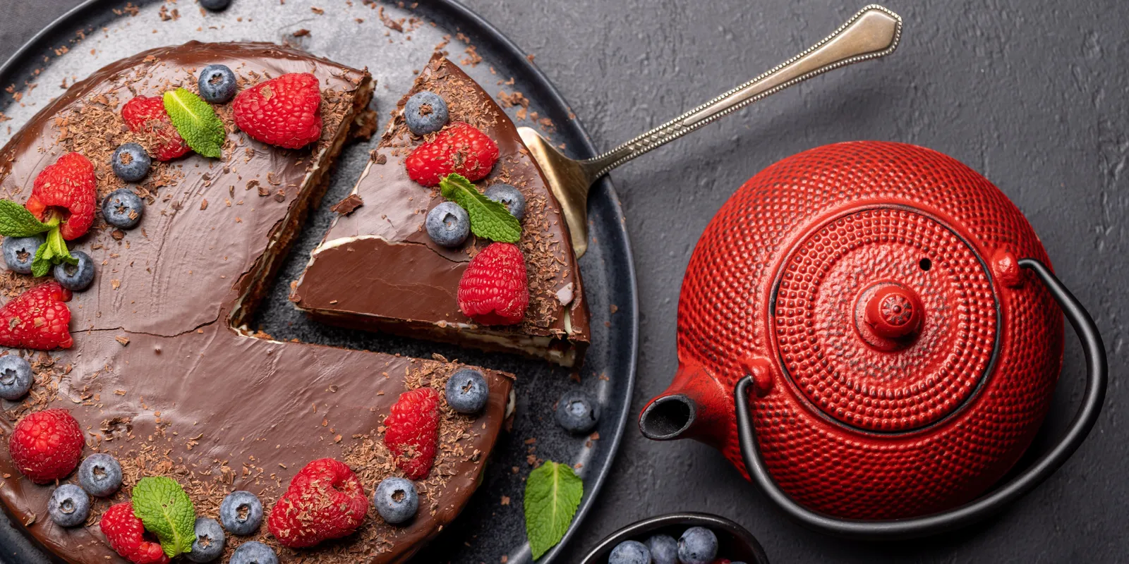 Brutális csokitorta 2 hozzávalóból, ez a recept mindent visz