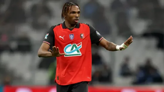 Visszatért a Liverpool játékosa, azonnal válsághelyzetet hirdettek