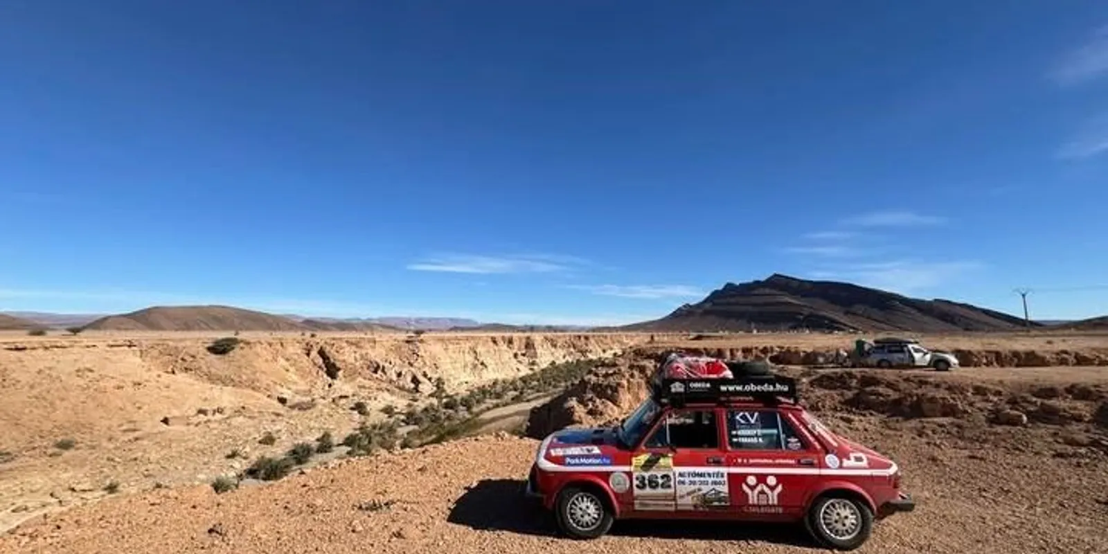 Közel negyven éves autóval hasítanak