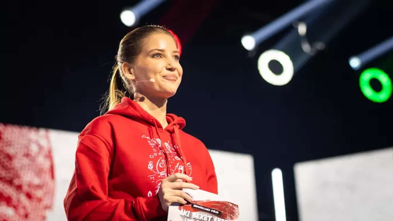 Szabó Zsófi reagált a támadásokra