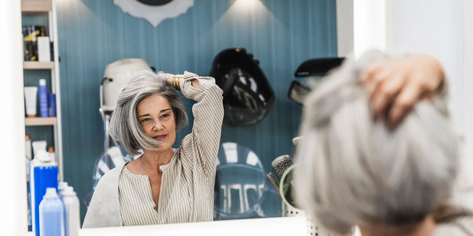 Divat a természetes ősz haj: 4 fazon, ami megfiatalít