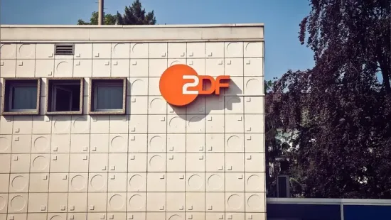 Szégyen a német állami tévében - Hamisított videókat tettek ki a migráns helyzetről