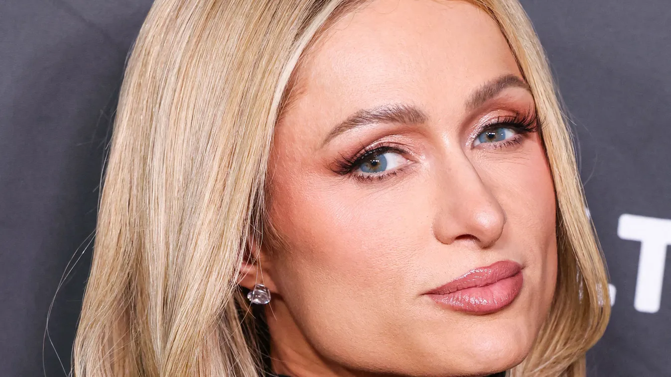 Bevállalós fotóval ünnepelte a születésnapját Paris Hilton