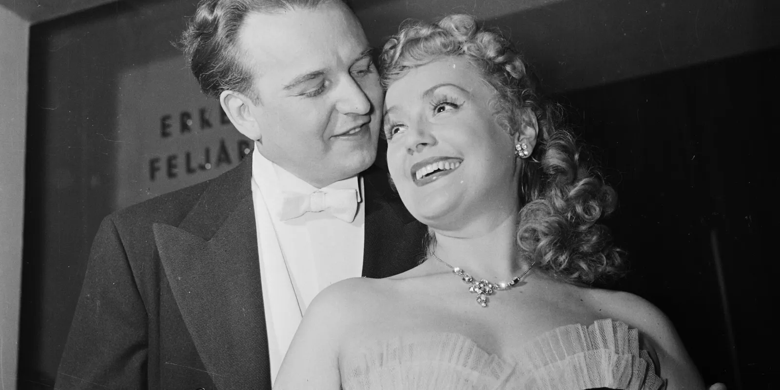 Így jártunk színházba régen