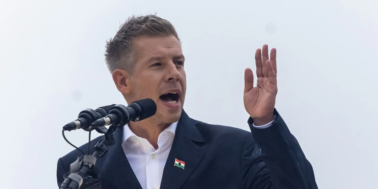 Agresszióval és rongálással kampányol a Tisza Párt