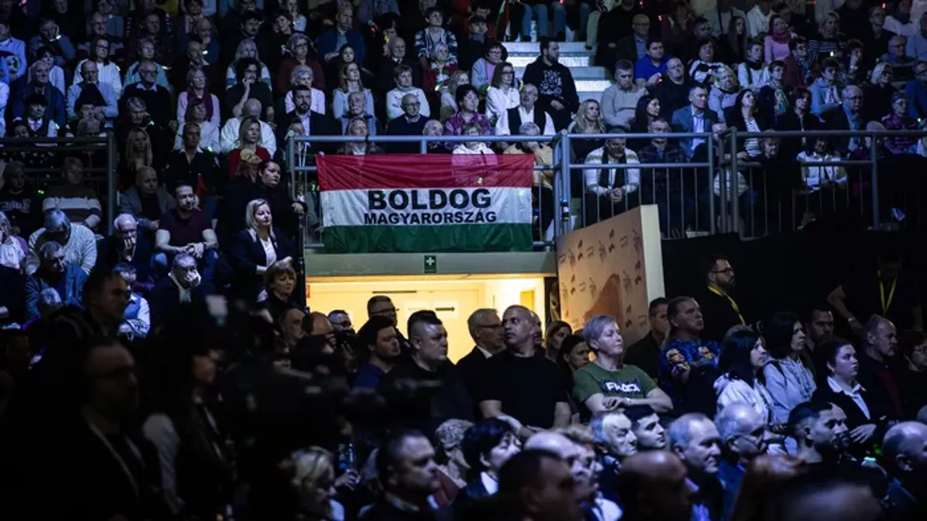 Szalay-Bobrovniczky Kristóf: vagy béke lesz vagy világháború