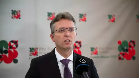 Hankó Balázs: a kormány mindent megtesz a családokért