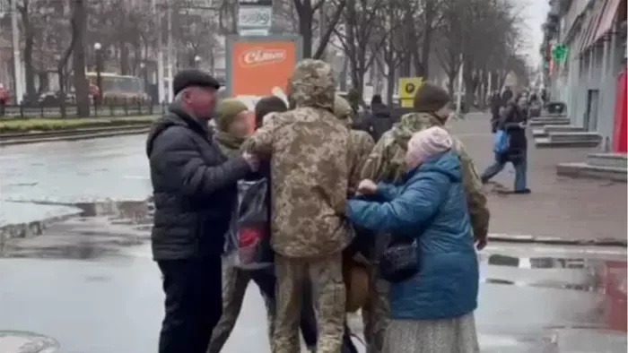 Nap mint nap erőszakkal viszik el a férfiakat Ukrajnában