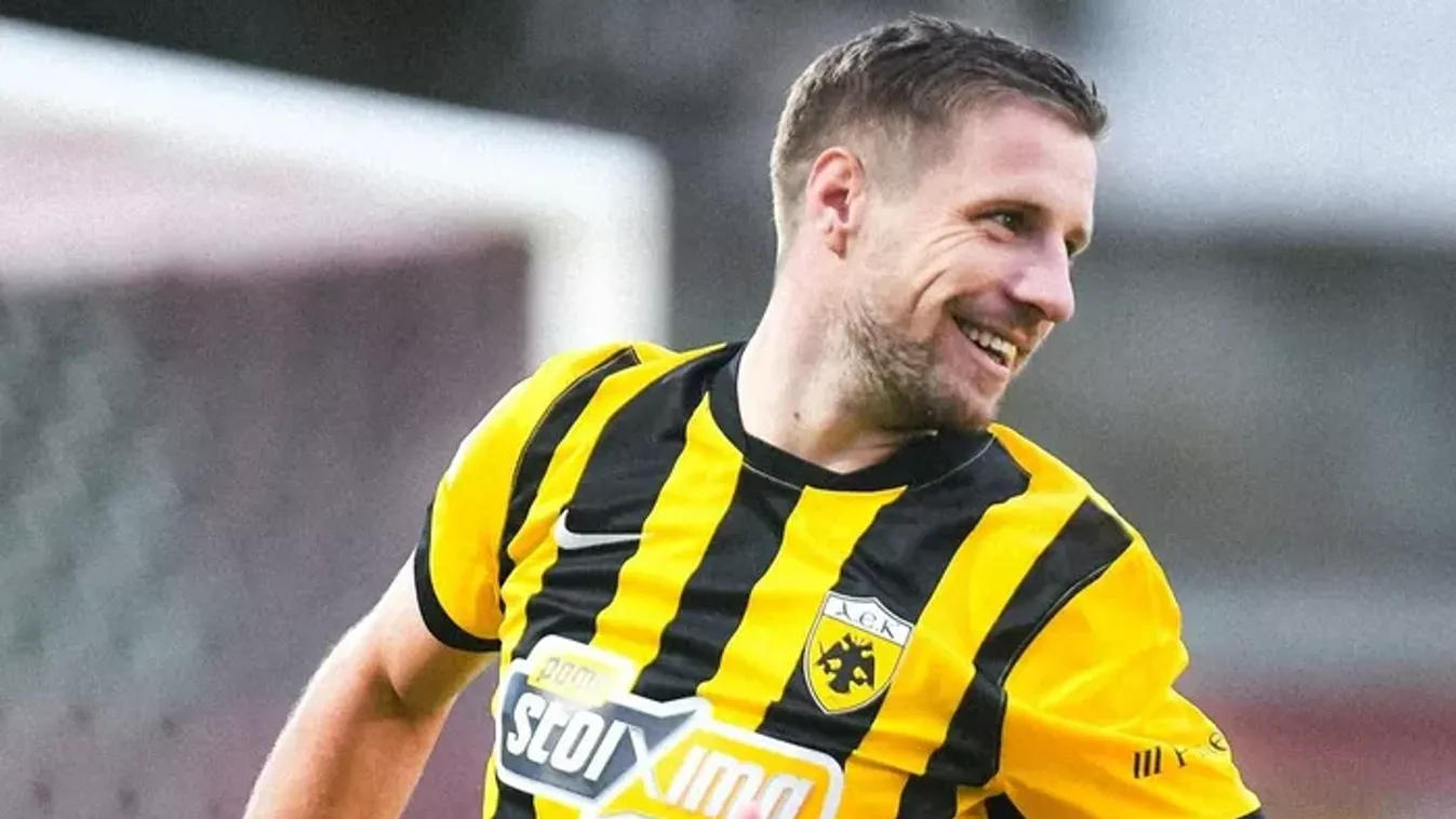 Kiütés Athénban, Varga Barnabás mosolya nem lehet őszinte