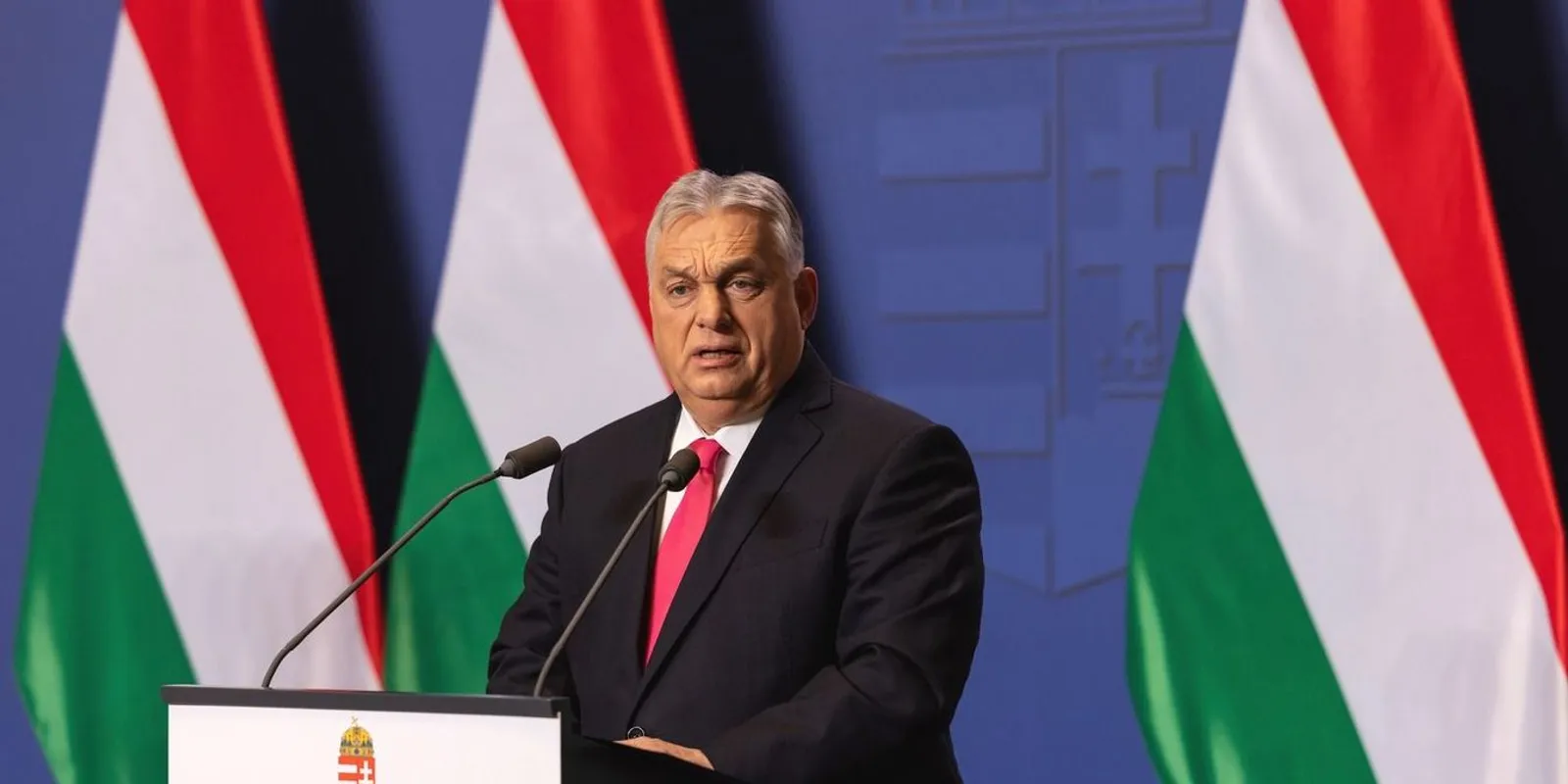 Orbán Viktor: Nagy a nyomás, hogy katonákat küldjünk Ukrajnába