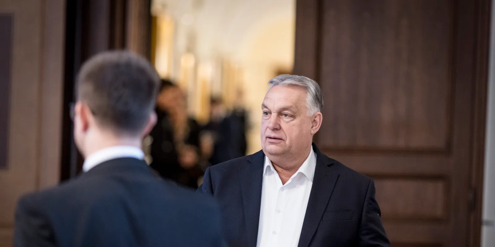 Nem akárkitől kapott ajándékot Orbán Viktor - Videó