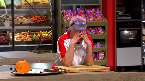 Sírva omlott össze a Séfek Séfe versenyzője: szívszorító gyerekkori rémképeket idézett fel a feladat