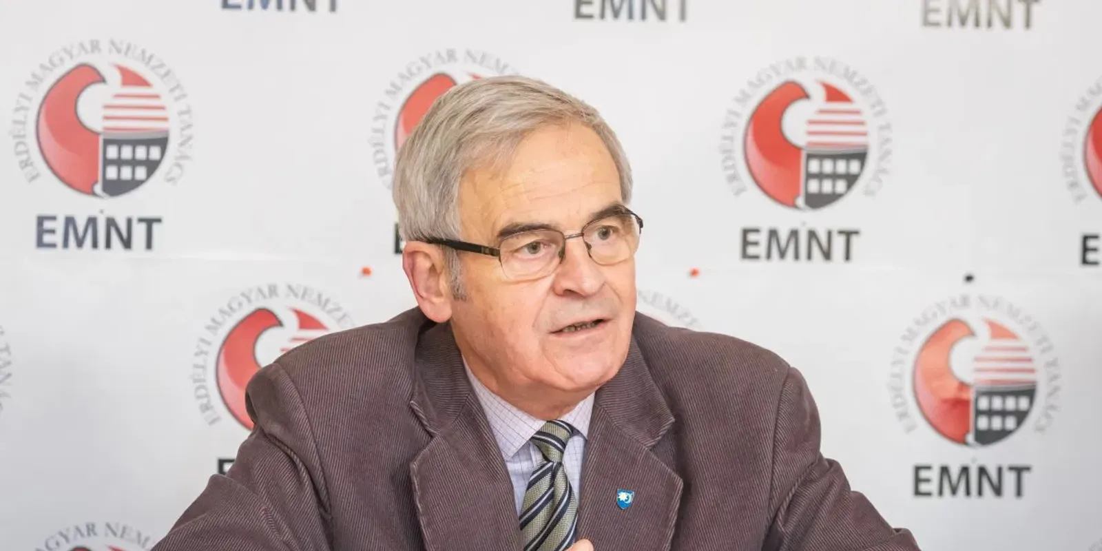 Tőkés László: Nem szabad feladni az erdélyi autonómia ügyét
