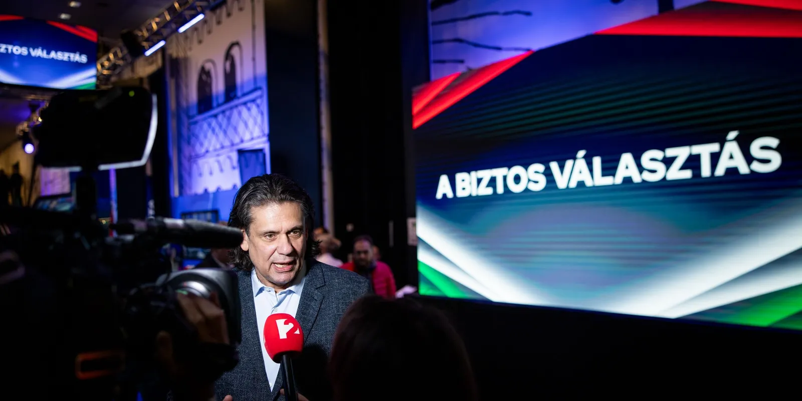 Deutsch Tamás: A magyar kormány ellenáll Brüsszel nyomásának!