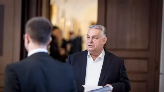 Nem akárkitől kapott ajándékot Orbán Viktor - Videó