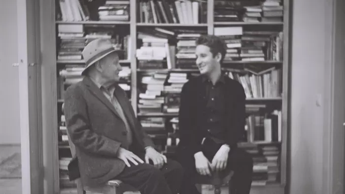 Járai-Bereményi: Összevissza tánc a világ