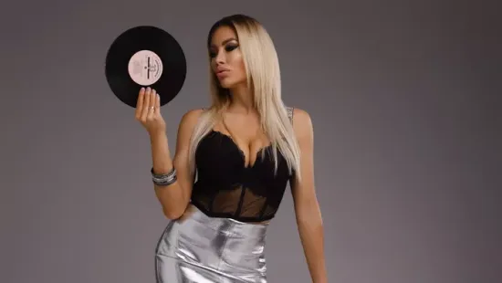 Meglepő vallomást tett Voksán Virág: A többi anyukával nem beszélgetek