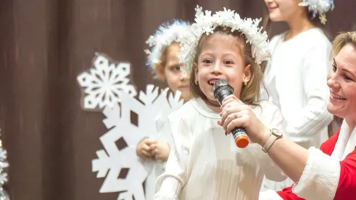 Igazi hercegnő lett a nyitott gerinccel született Rebekából