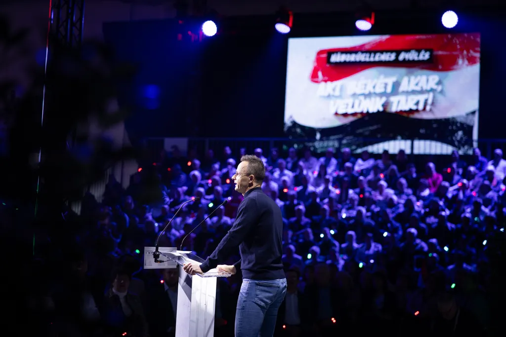 2025. 02. 07. DÁP, HEGY, háborúellenes gyűlés, szombathely 
Szijjártó Péter
