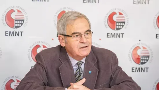 Tőkés László: Nem szabad feladni az erdélyi autonómia ügyét
