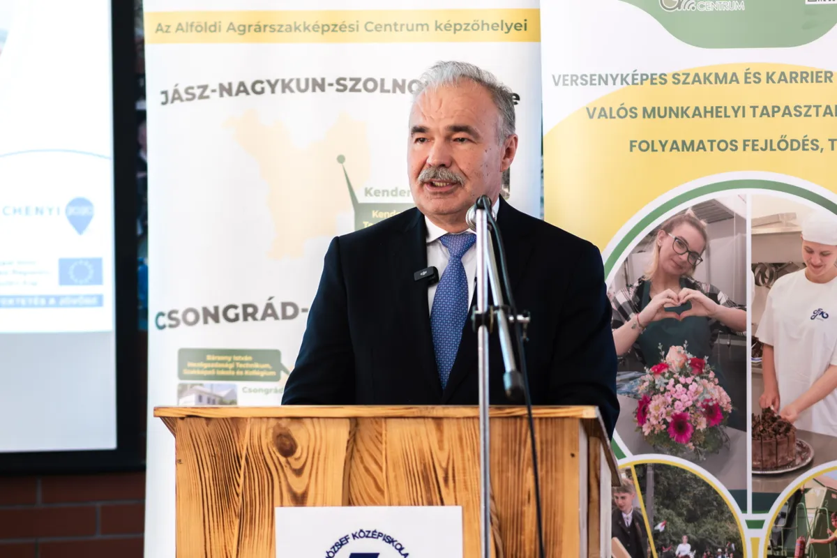 FODOR József; NAGY István