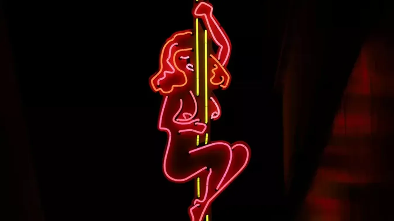 Egy sztriptízbár tulajdonosa lerántotta a leplet az üzlete működéséről