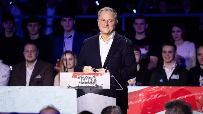 Dankó Béla: Magyarország a béke oldalán áll és ott is marad!