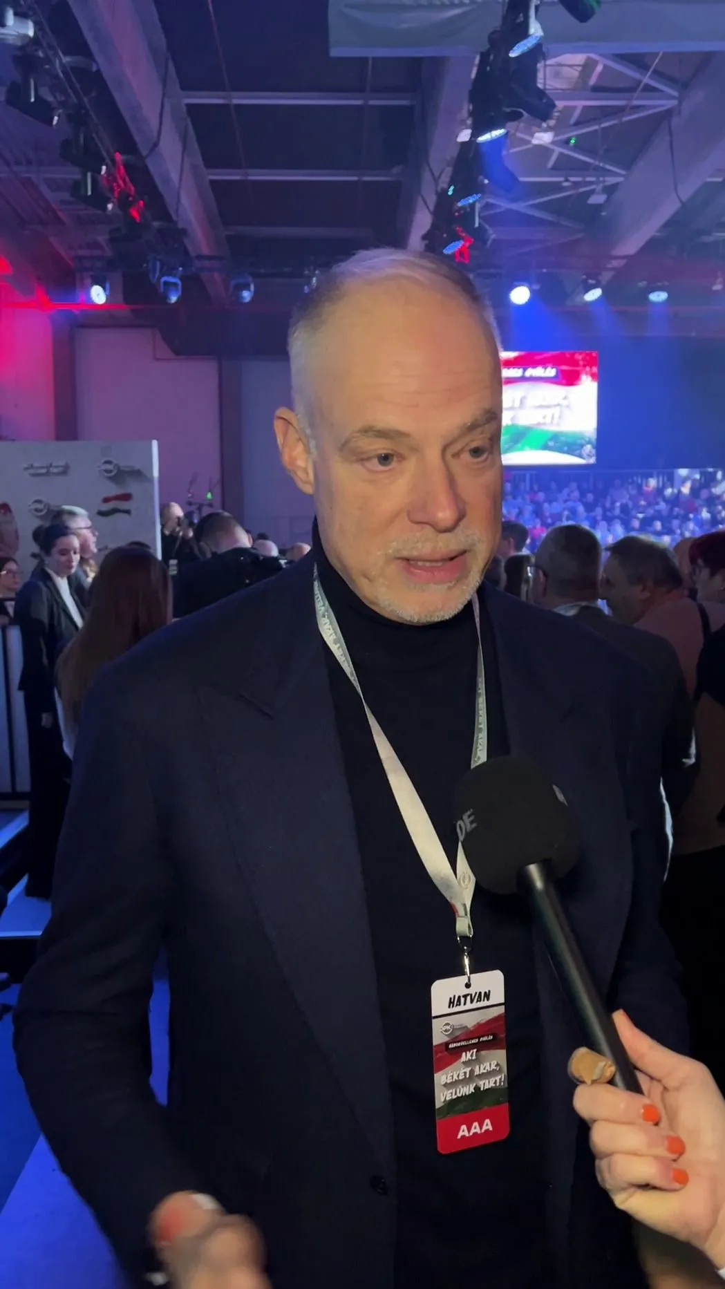 Szalay-Bobrovniczky Kristóf: A háborúból mindenképpen ki kell maradni