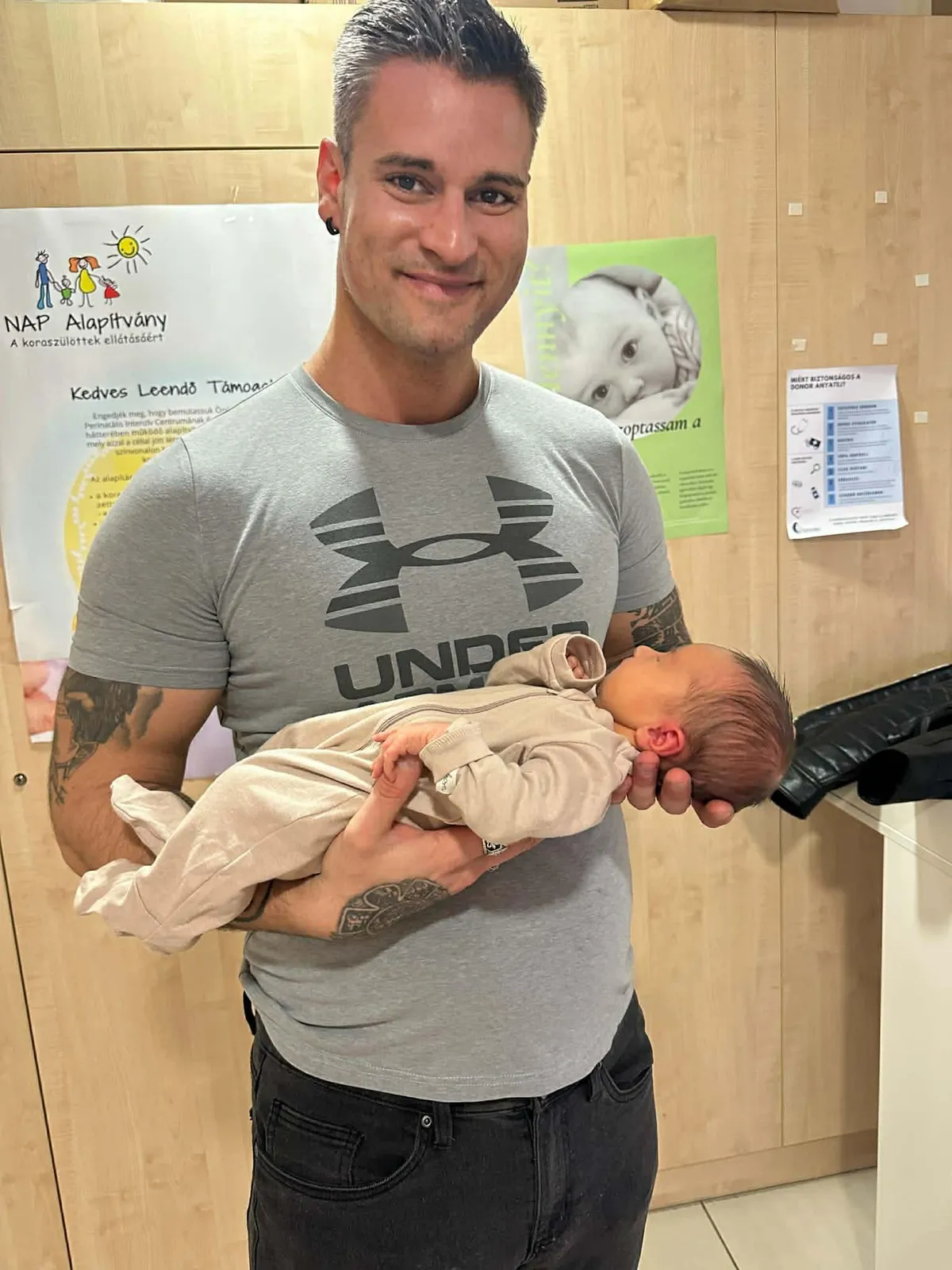 VV Cristofel és kislánya