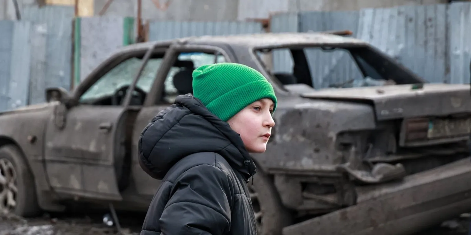 Így küldik haza a háborús Ukrajnába a menekülteket