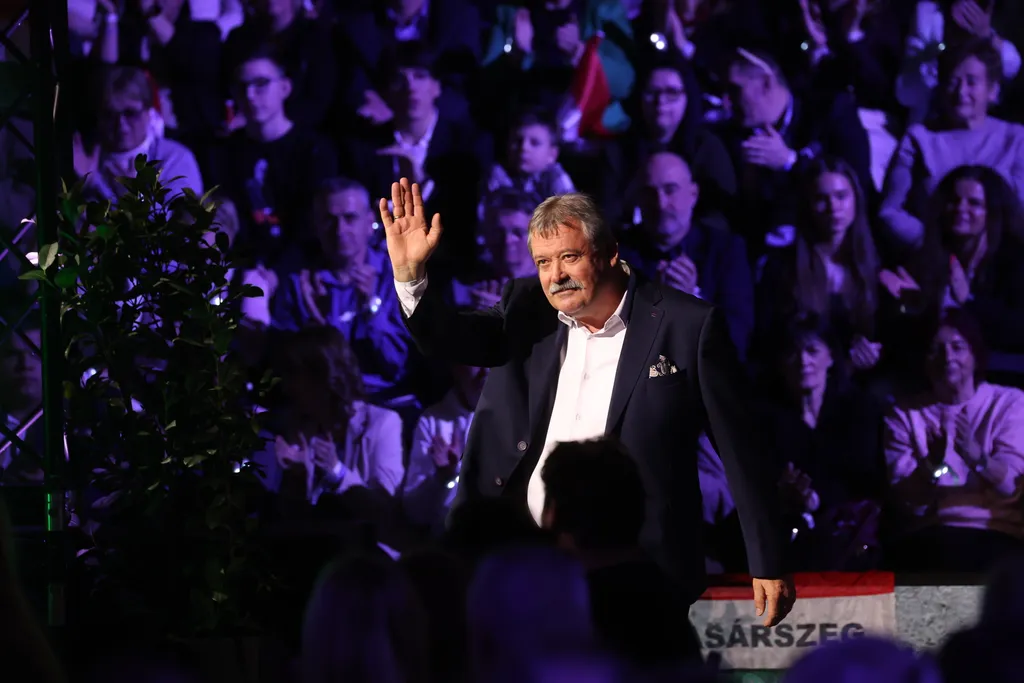 2025. 02. 07. DÁP, HEGY, háborúellenes gyűlés, szombathely
V.Németh Zsolt