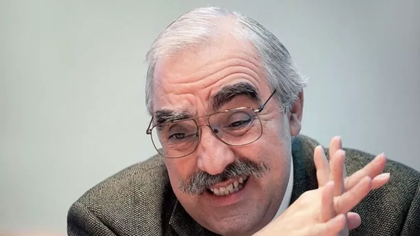 A Tisza-szakértők újra a 13. havi nyugdíj eltörléséről beszélnek