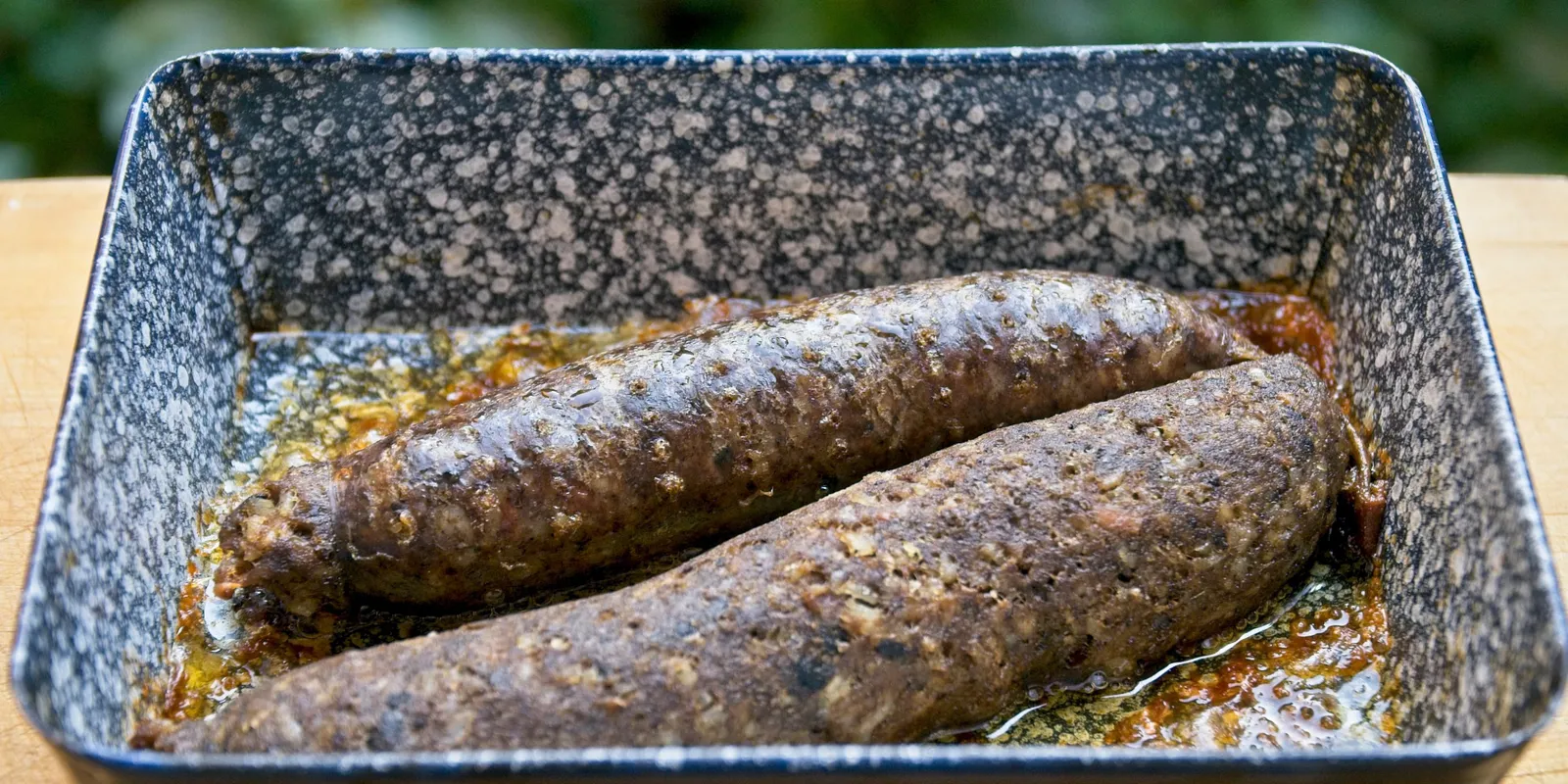 Soha többet nem durran ki a hurka, ha így sütöd