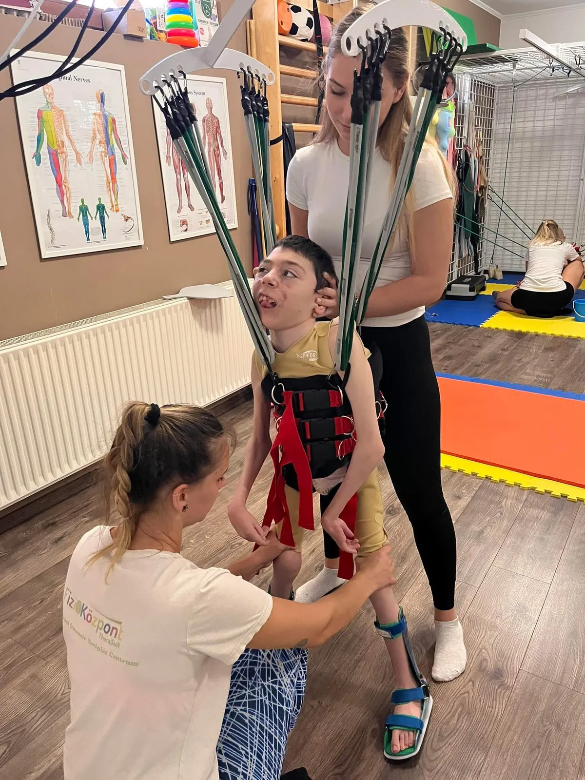 Levi minden nap küzd az epilepszia okozta rohamokkal, miközben édesanyja mindent megtesz, hogy támogassa fejlődését