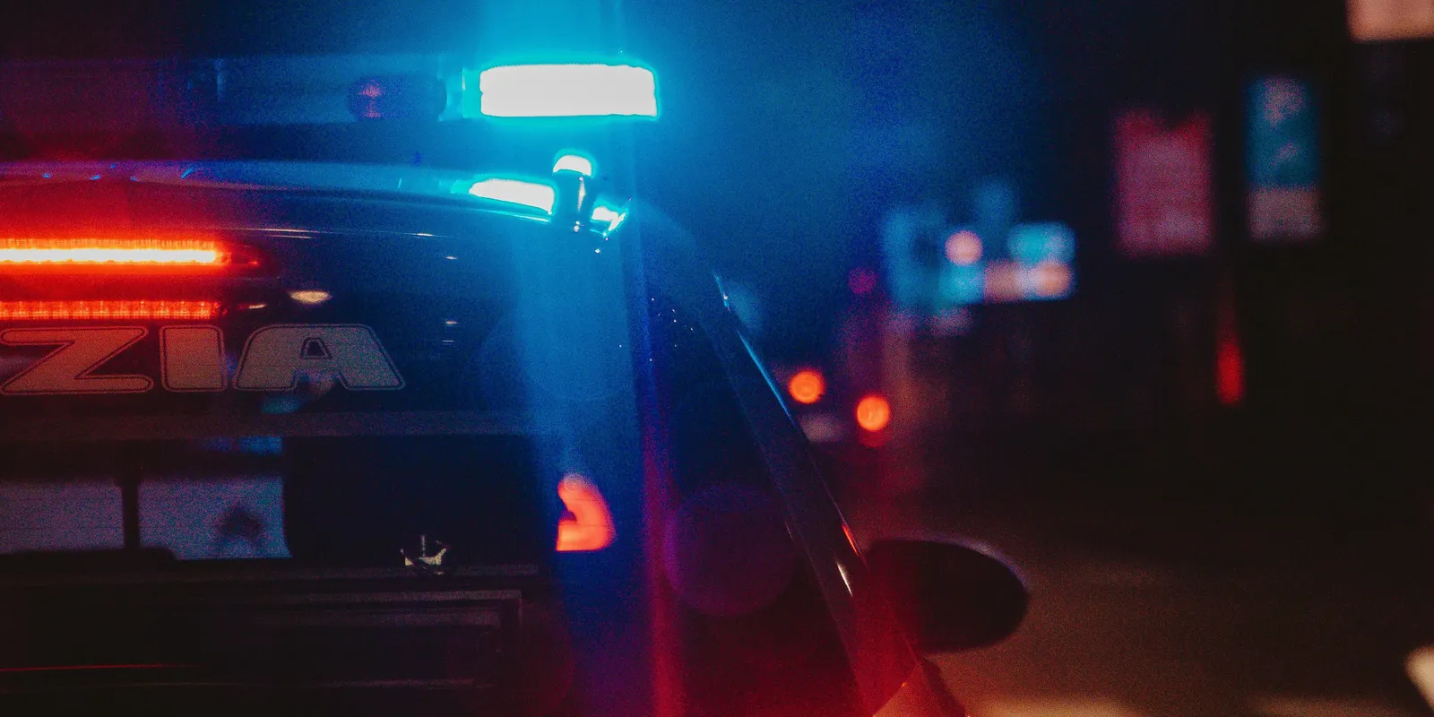 Teli zsák hevert az út szélén, rémisztő, mi volt benne