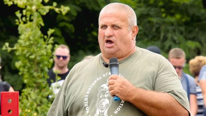 Fekete László 8 kilós csülökkel ünnepelt