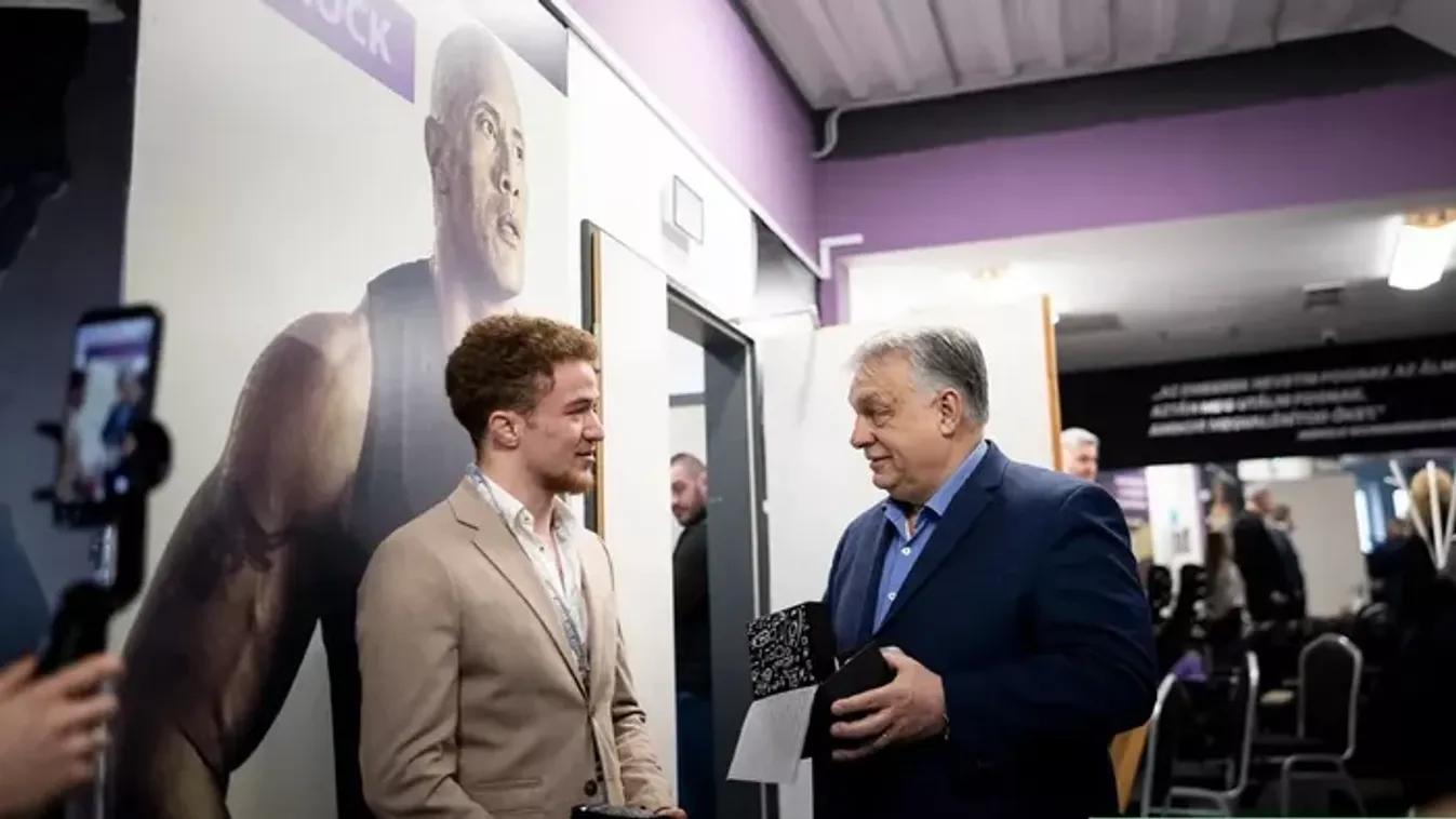 Az MMA harcos nemet mond a háború finanszírozására