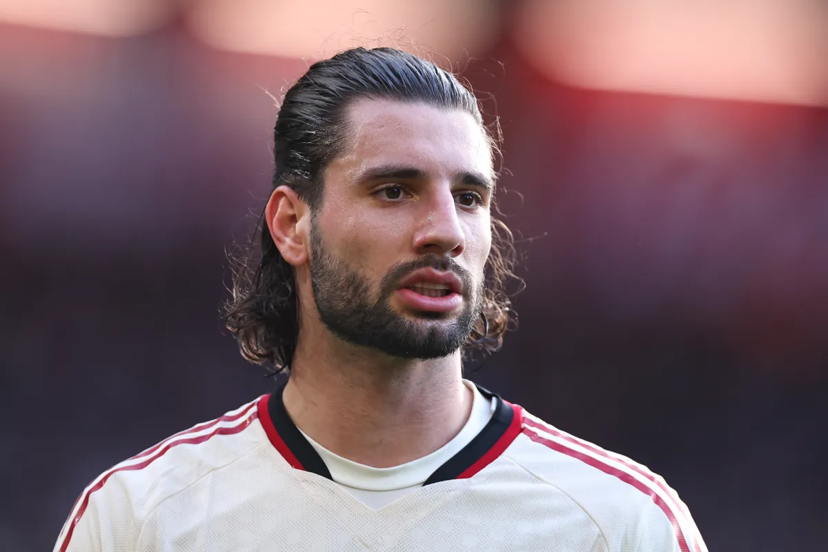 Szoboszlai Dominik neve bekerült a Premier League legjobb jobbhátvédjei közé