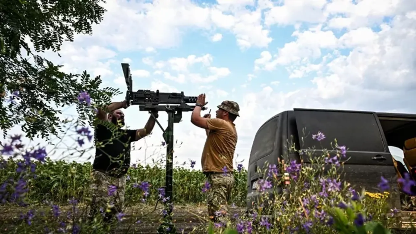 Ukrajnában már a 60 éven felülieket is besorozzák