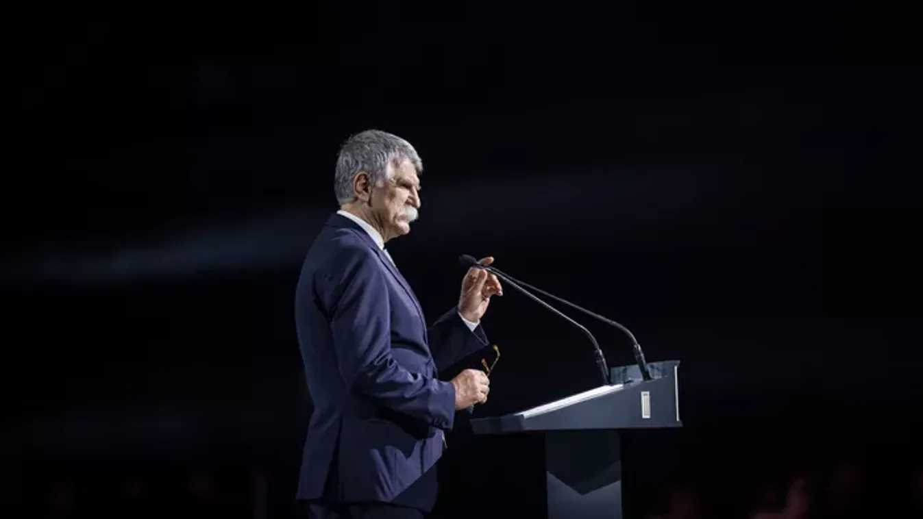 "Mit nem beszél az a német..." – Kövér László köszöntötte a Fidesz országos választmányi ülésének résztvevőit