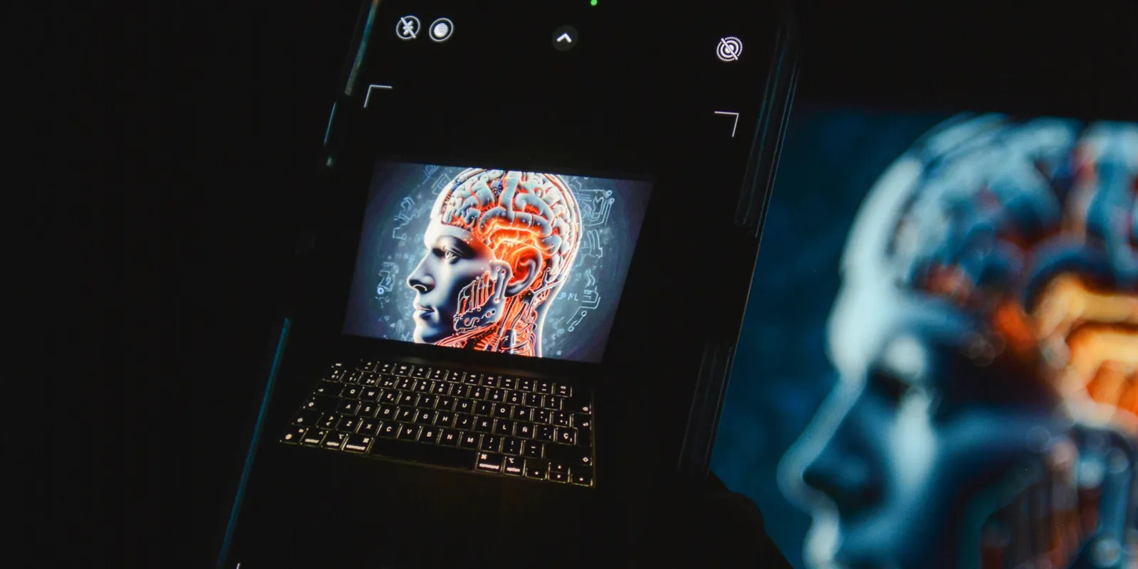 A mesterséges intelligencia a felhasználókra panaszkodik