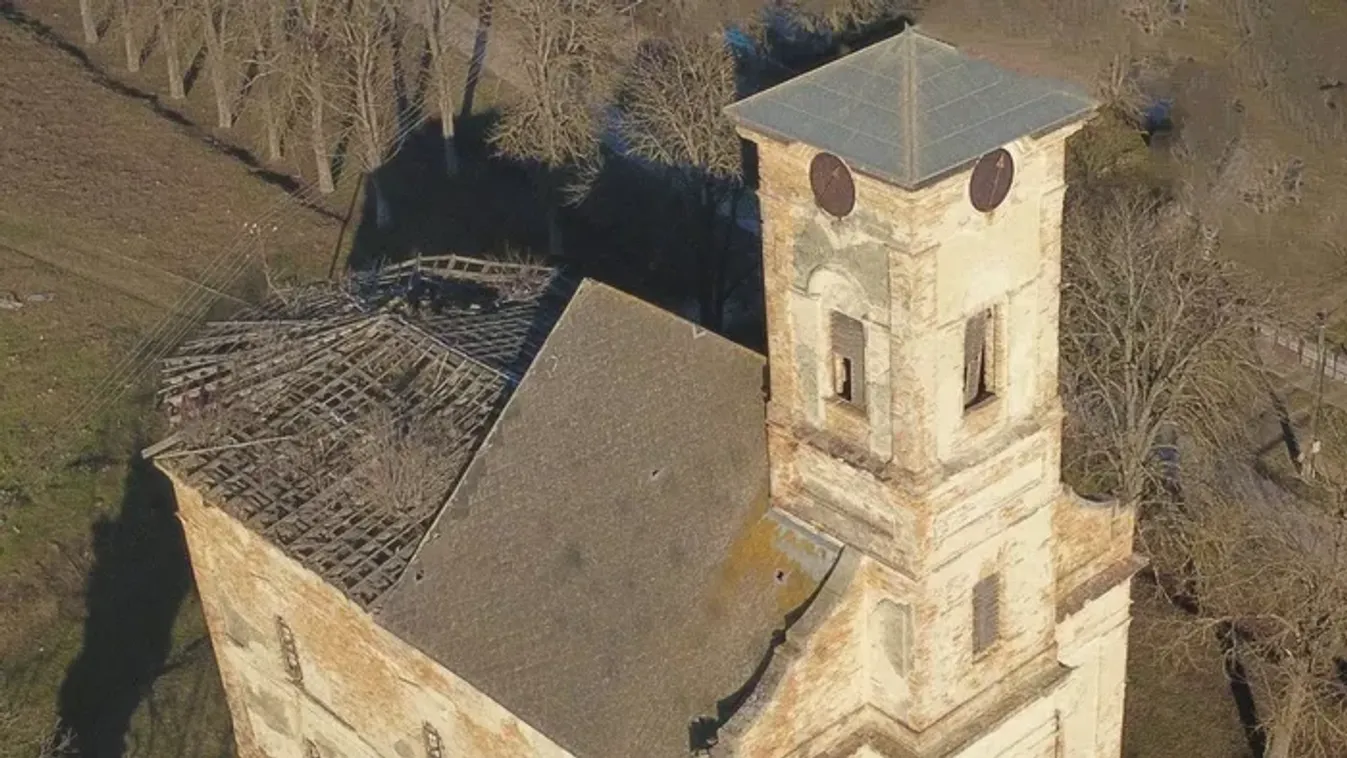 Urbex: megállt az idő a magyar templomban