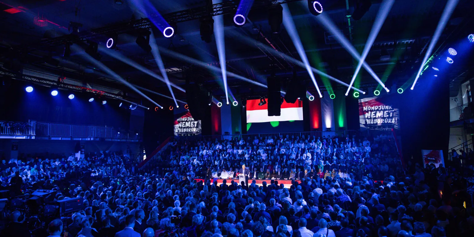 Ilyen volt az esztergomi Háborúellenes Gyűlés: Galéria!