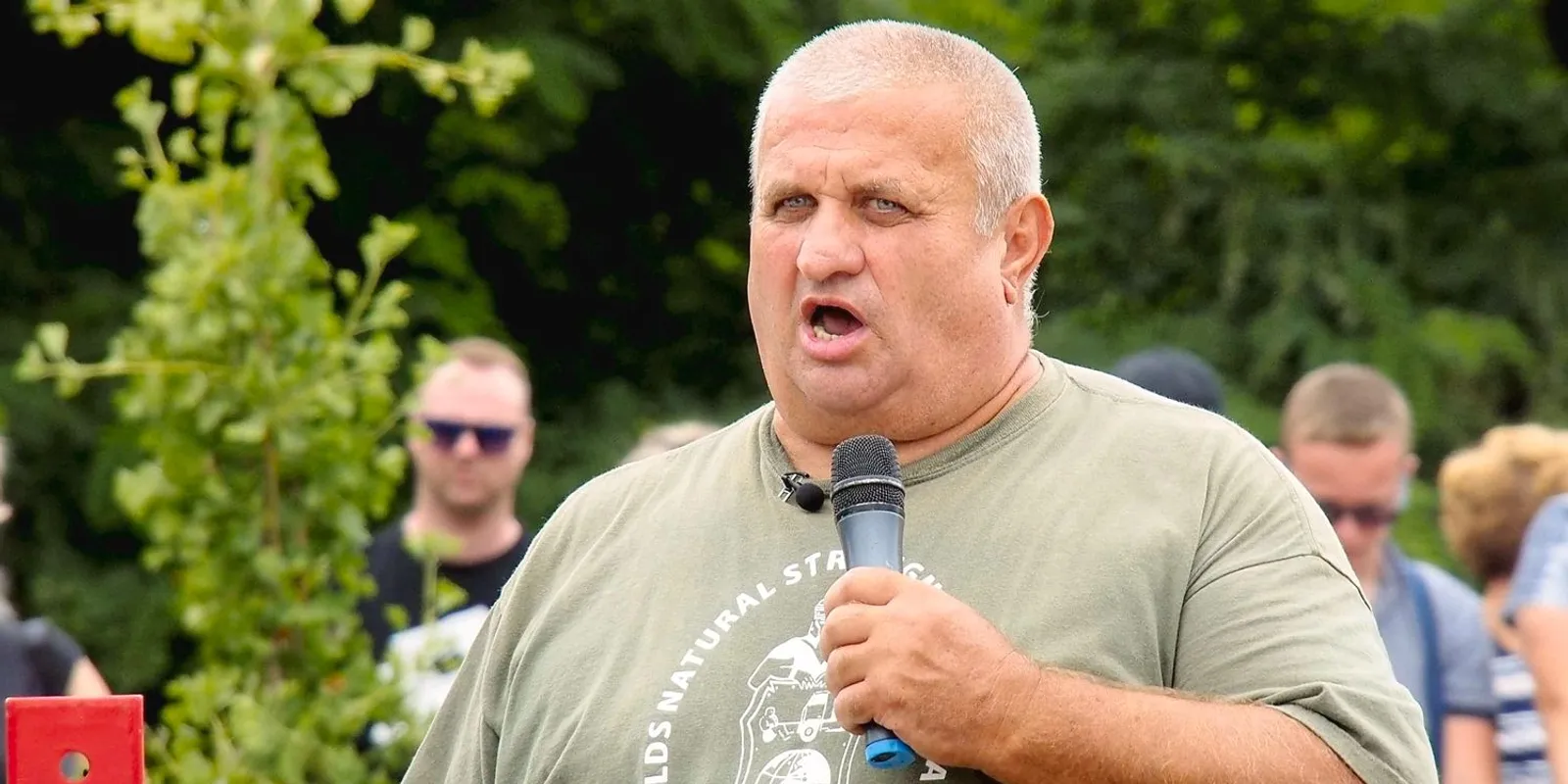 Fekete László 8 kilós csülökkel ünnepelt