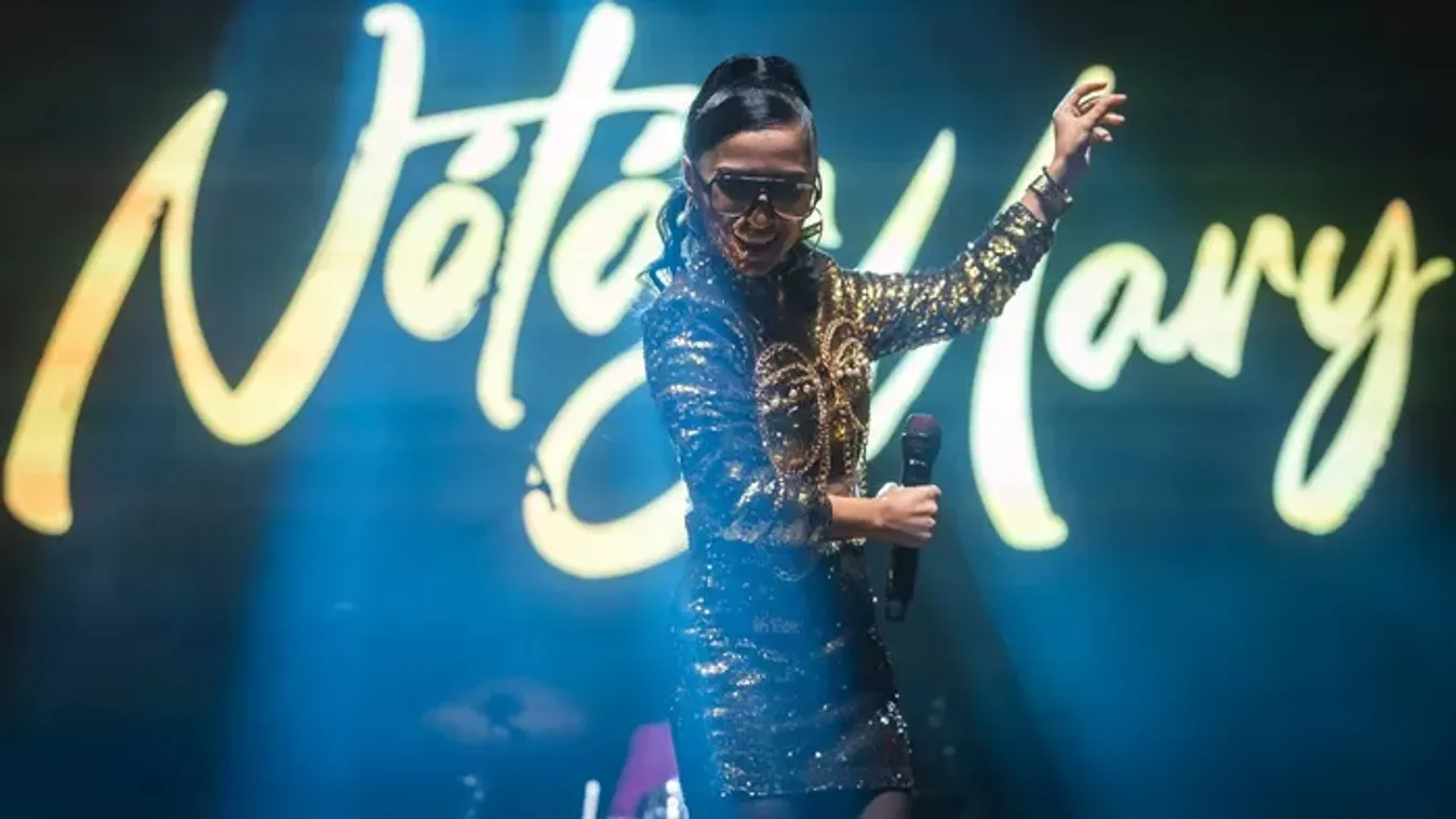 Nótár Mary betartja családjának tett ígéretét