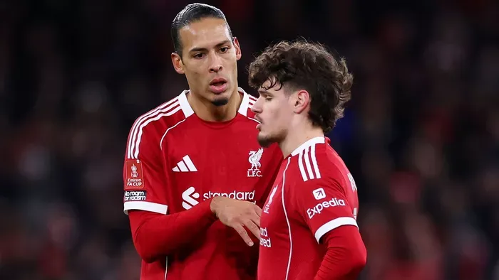 Van Dijk elárulta, mi történt Kerkezzel a színfalak mögött