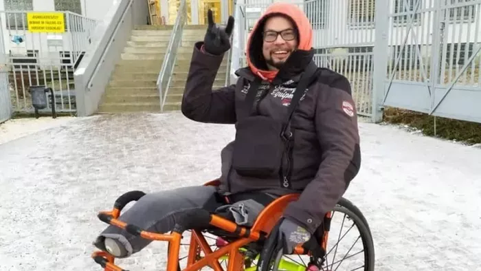 Két lábát levágták, most a jeges Tisza-tóba merül a férfi